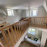 - Maison De Proche